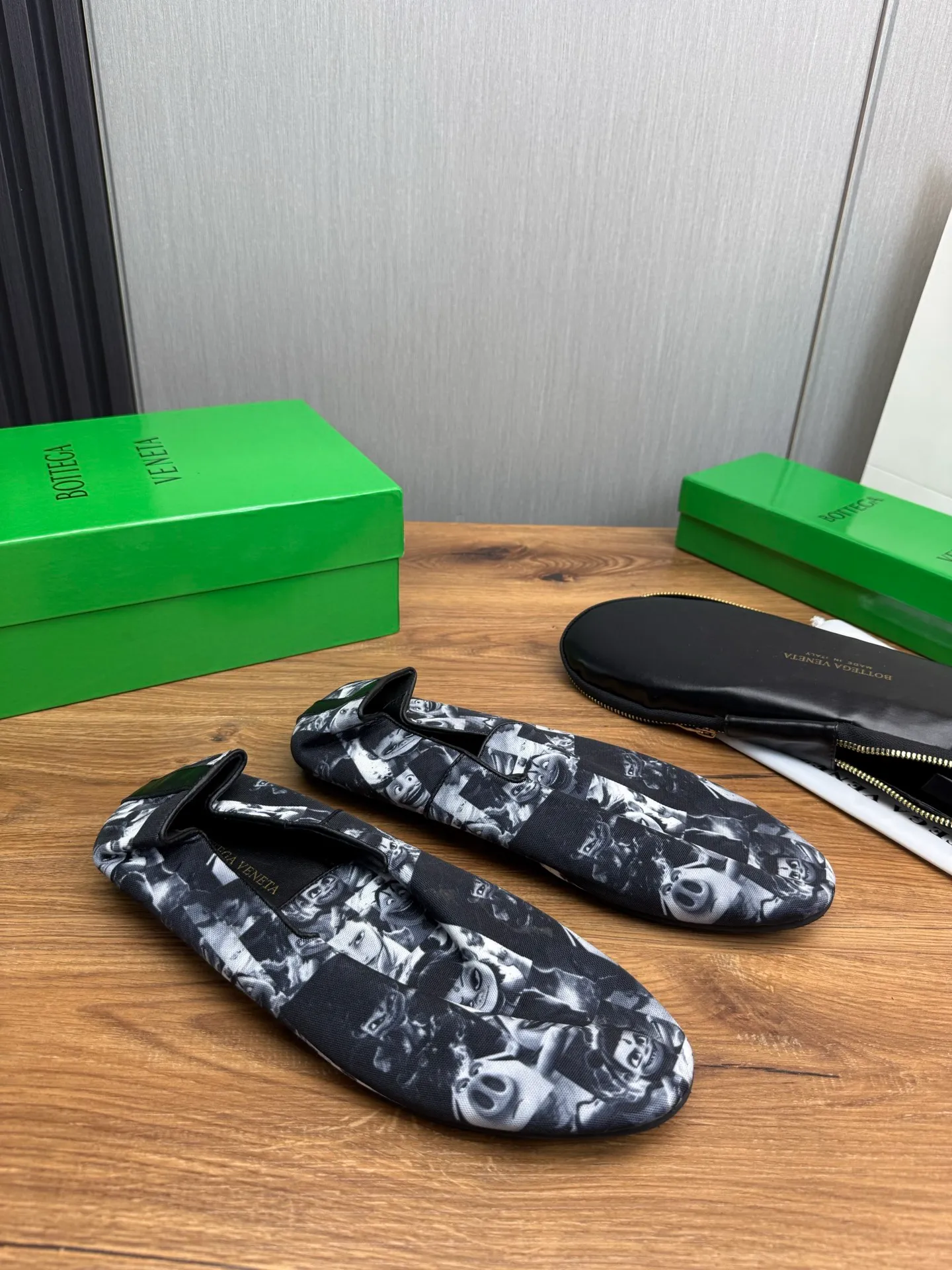 Men's shoes 💰460💰 BV - popular wallet shoes 👟 Casual, fashionable and comfortable 🔗 Good partner for travel ✅ Imported Nezha series printed fabric + imported cowhide. Original rubber outsole, available all year round 👏 Size: 38-45 (38.45 custom-made, non-refundable)